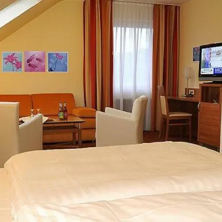 Hotell Am Stadtpark 4*