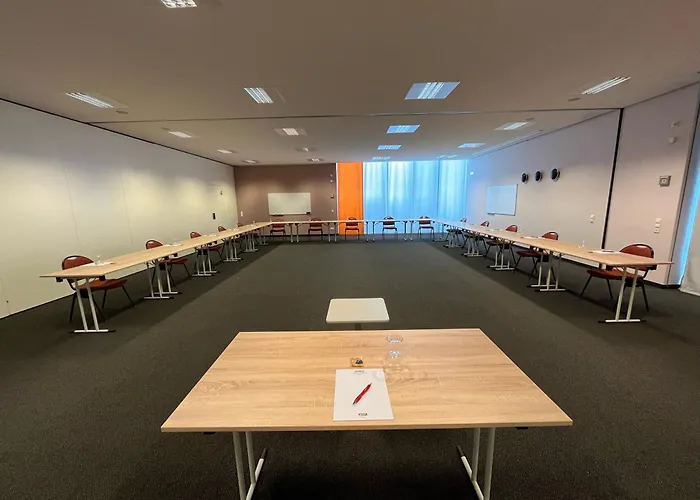 Otel Am Stadtpark 4*