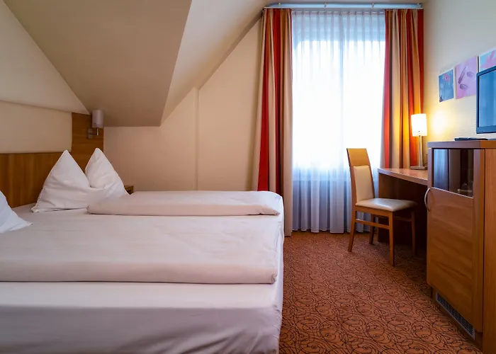Am Stadtpark Отель 4*