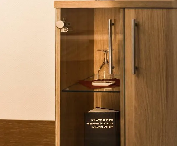 Am Stadtpark 4* הילדן